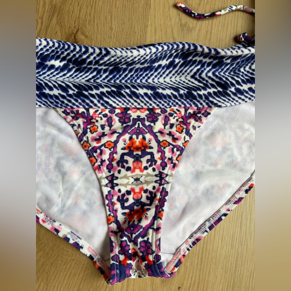 Athleta swim 2 piece set sz Medium - Picture 3 of 5